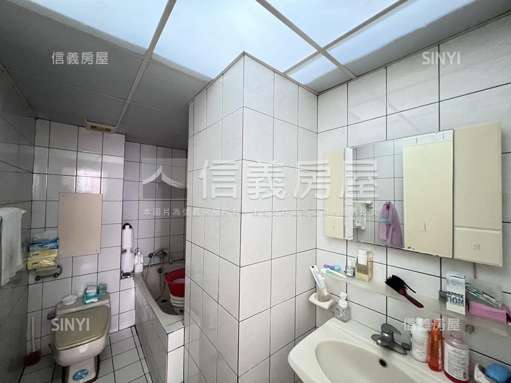 玫瑰人生景觀三房房屋室內格局與周邊環境
