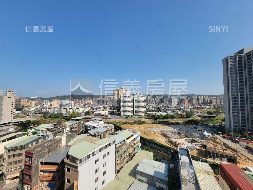 哈佛名門三房車位房屋室內格局與周邊環境