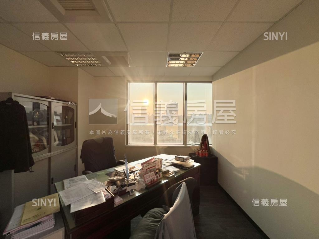 未來雙子星河景捷運純辦房屋室內格局與周邊環境