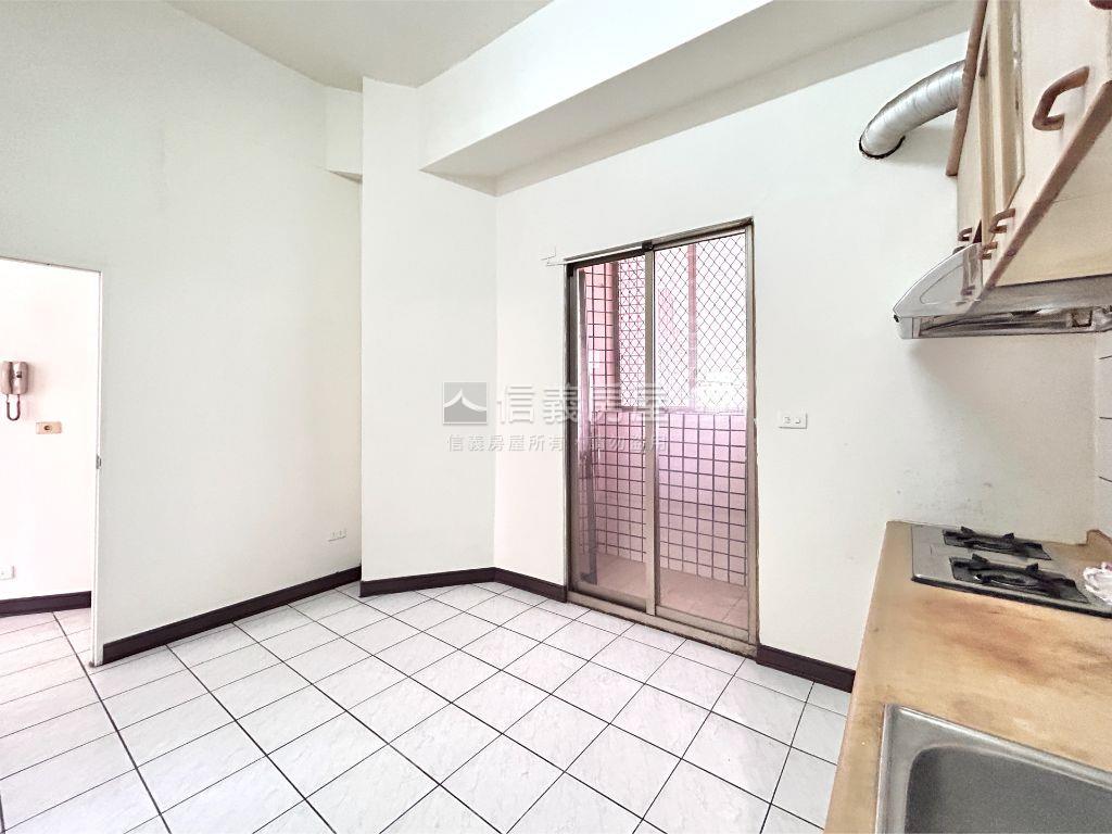福聯街多用途店面讚！房屋室內格局與周邊環境