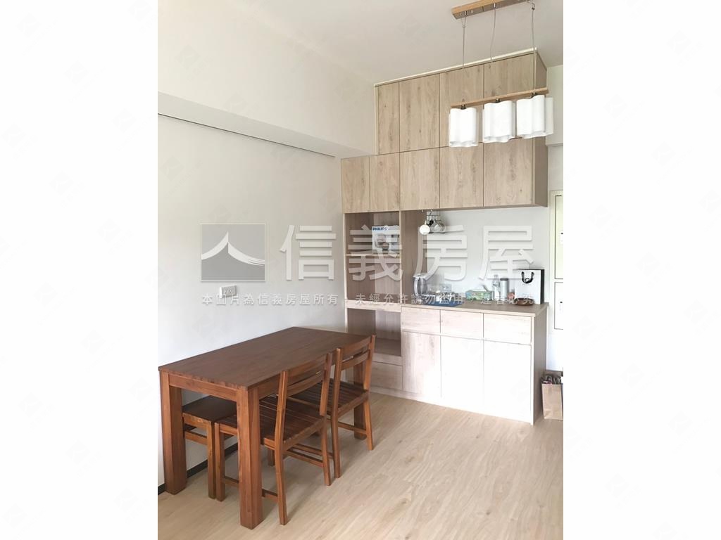 富宇視野三房平車房屋室內格局與周邊環境