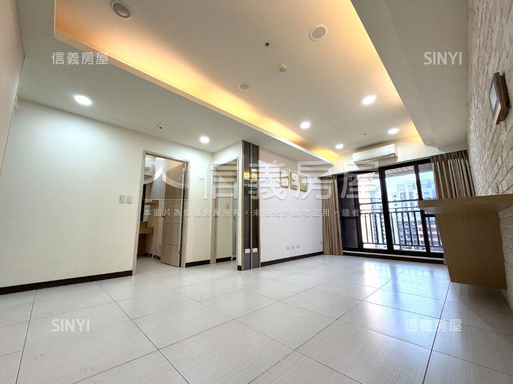 新悅城亮麗３房平車房屋室內格局與周邊環境