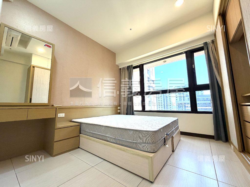 新悅城亮麗３房平車房屋室內格局與周邊環境