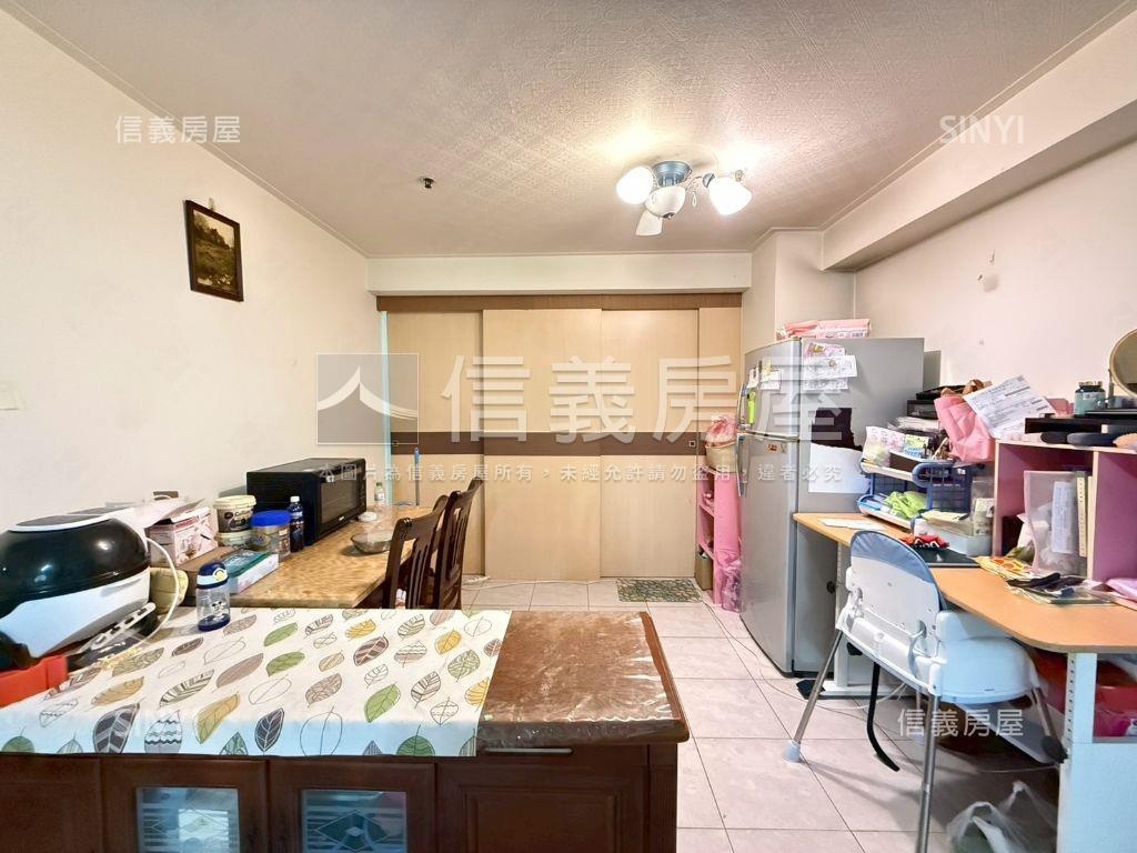 家郃溫馨高樓三房車位房屋室內格局與周邊環境