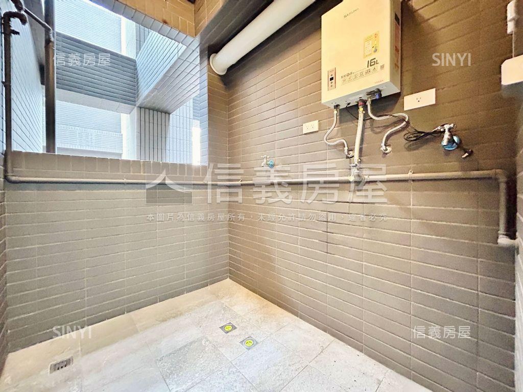 【降價】聚佳大砌三房平車房屋室內格局與周邊環境