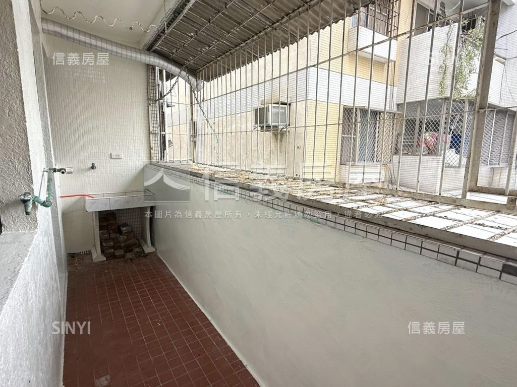 森寓二樓三房前後陽台房屋室內格局與周邊環境