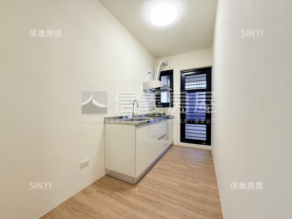 東區２Ｆ三房自在寓房屋室內格局與周邊環境