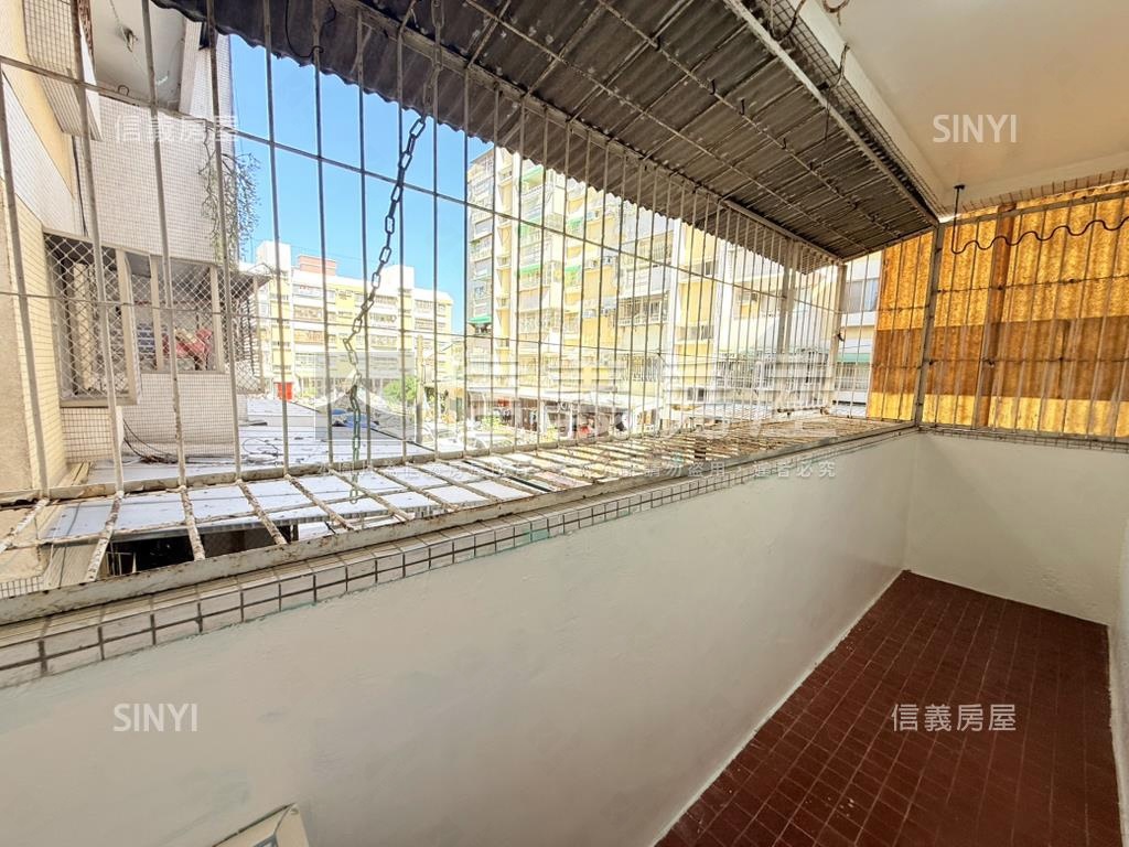 東區２Ｆ三房自在寓房屋室內格局與周邊環境