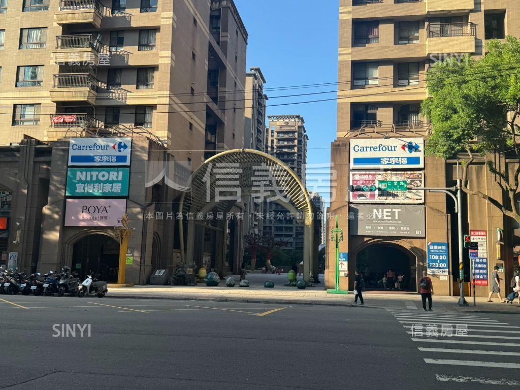 仁愛溫馨四房雙車位房屋室內格局與周邊環境