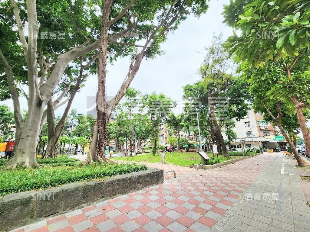全聯穩定收租現成房東房屋室內格局與周邊環境