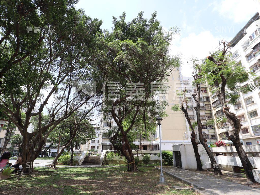 公園旁優質一樓工作室住店房屋室內格局與周邊環境