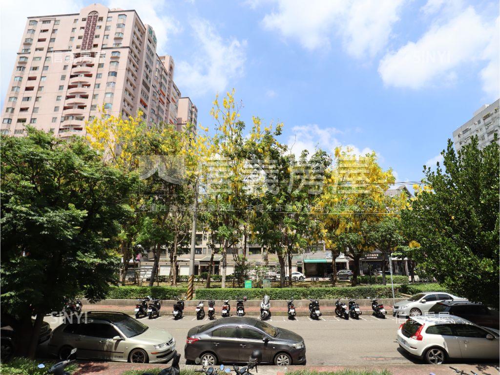 公園旁優質一樓工作室住店房屋室內格局與周邊環境