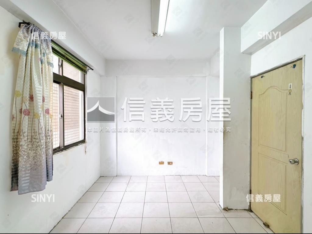 仁武大同二街低總價透天房屋室內格局與周邊環境