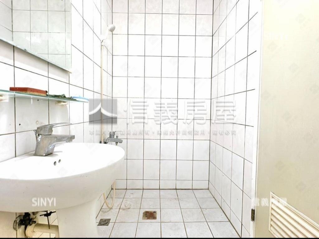 仁武大同二街低總價透天房屋室內格局與周邊環境