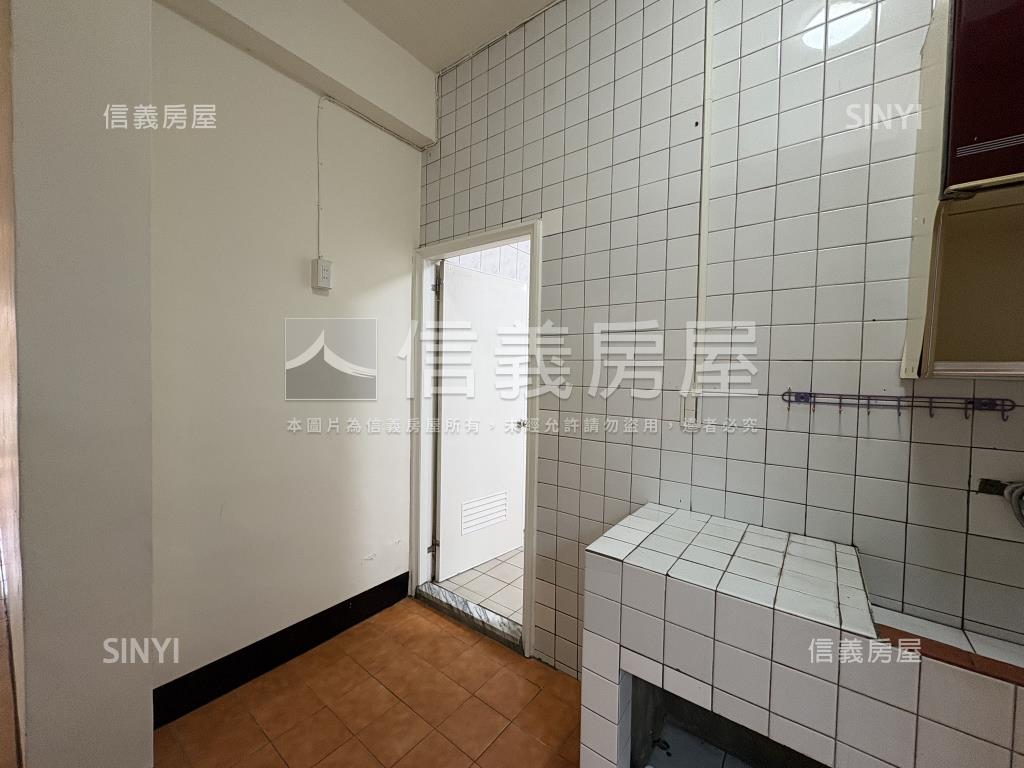 專任天母低總價公寓房屋室內格局與周邊環境