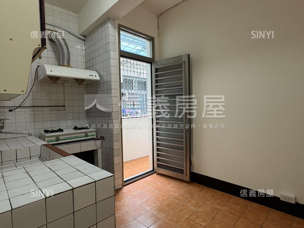 專任天母低總價公寓房屋室內格局與周邊環境