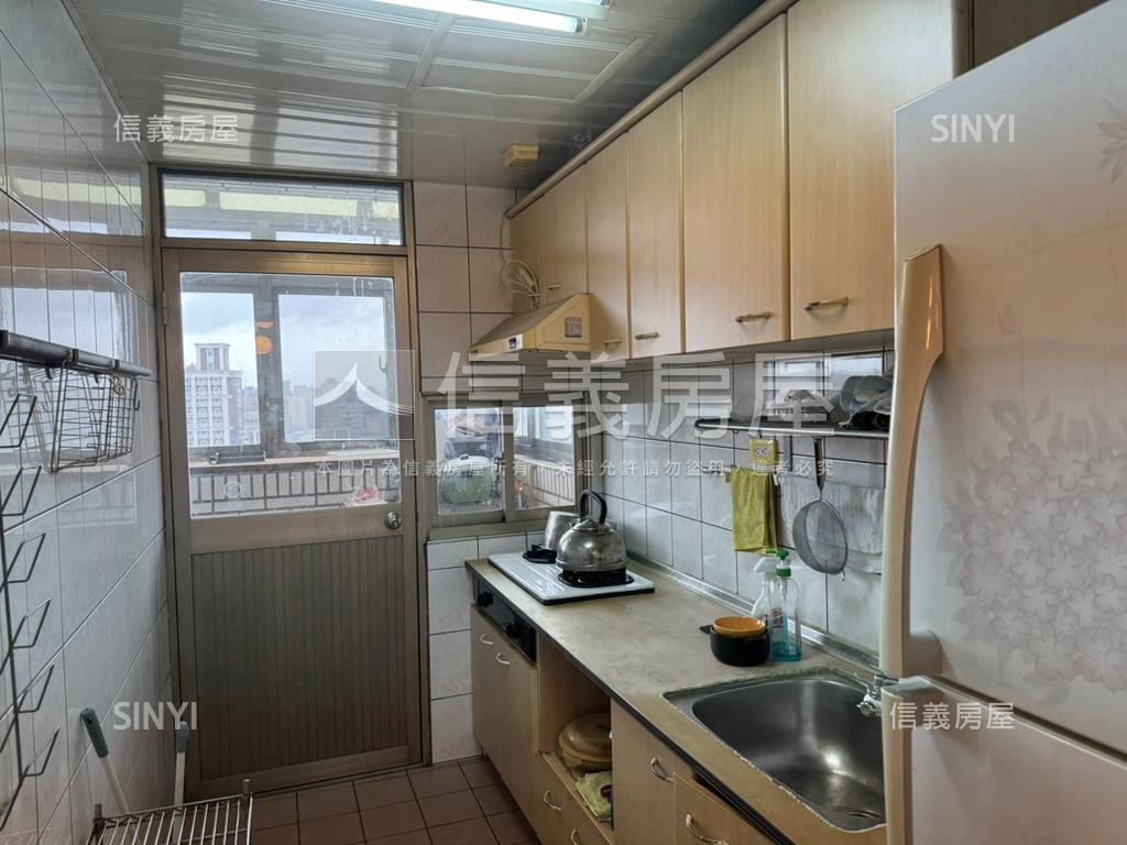 森活大市＊美景３房珠寶盒房屋室內格局與周邊環境