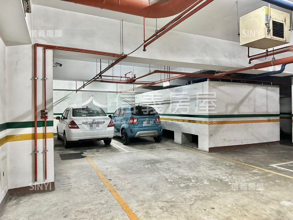 美術康橋高樓兩房平車房屋室內格局與周邊環境