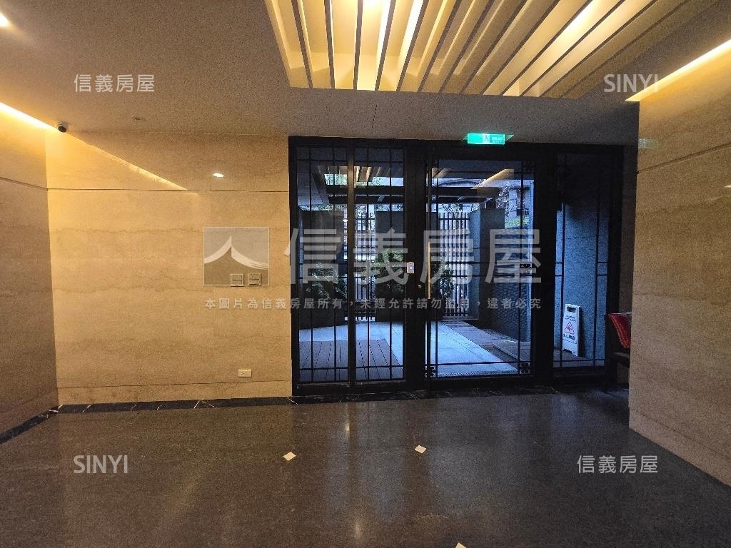 雙捷中正國中一樓房屋室內格局與周邊環境