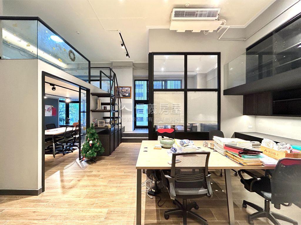 【御上之間】挑高精美辦公房屋室內格局與周邊環境