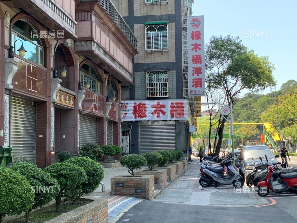 未來樹林萬大線富貴店面２房屋室內格局與周邊環境