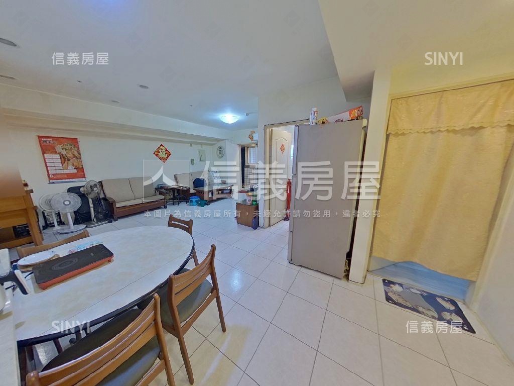 極品✪三房車位雙衛浴開窗房屋室內格局與周邊環境