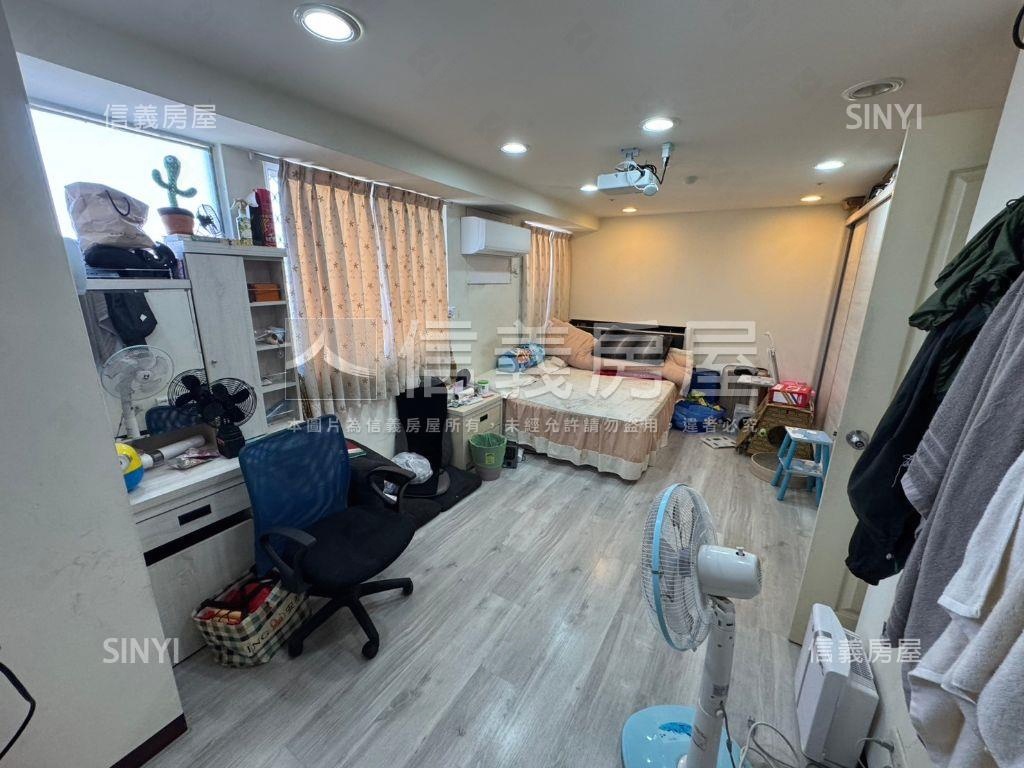 極品✪三房車位雙衛浴開窗房屋室內格局與周邊環境