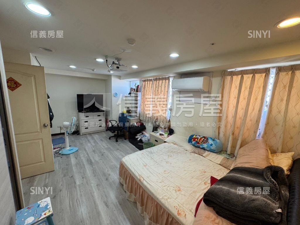 極品✪三房車位雙衛浴開窗房屋室內格局與周邊環境