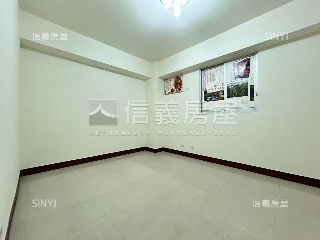 中原路富貴。豪邸大戶車位房屋室內格局與周邊環境