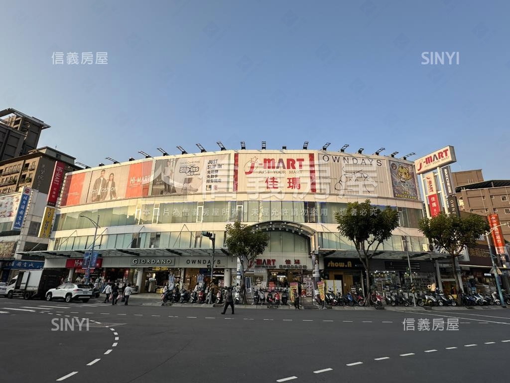 中原路富貴。豪邸大戶車位房屋室內格局與周邊環境