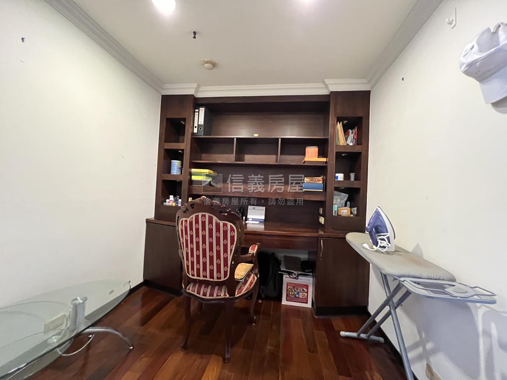 ［翡翠］高樓２房美宅房屋室內格局與周邊環境