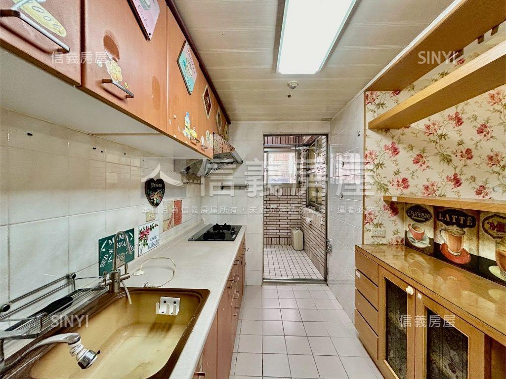 荷蘭村溫馨三房房屋室內格局與周邊環境