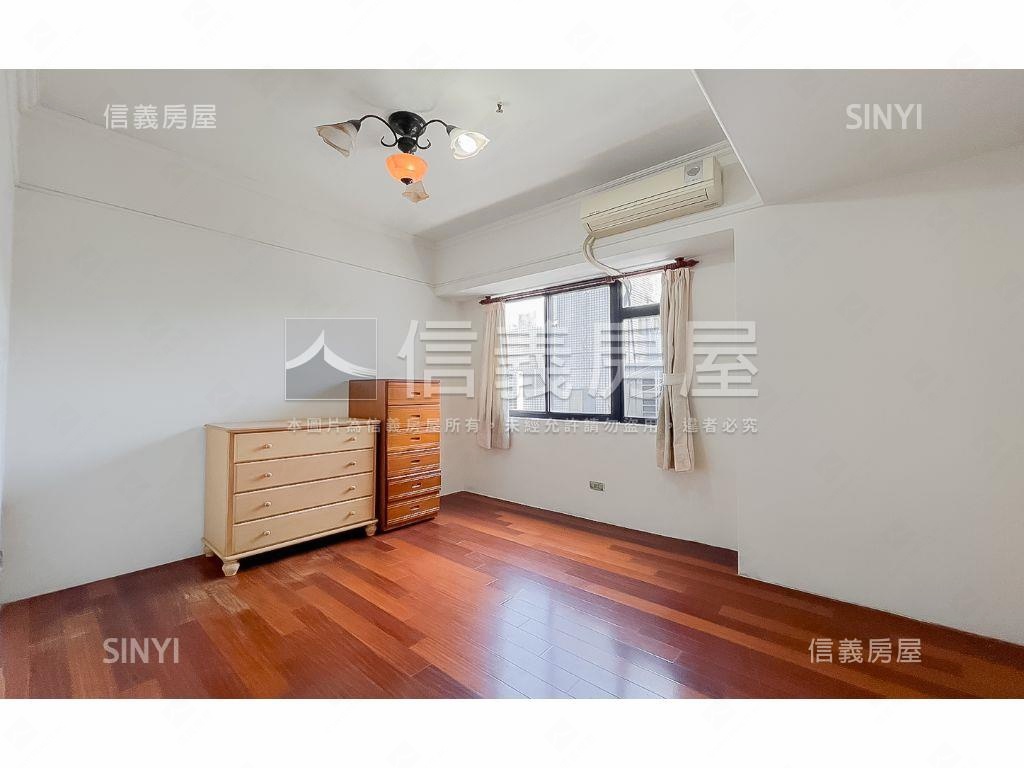 敦化公園。我城大三房平車房屋室內格局與周邊環境
