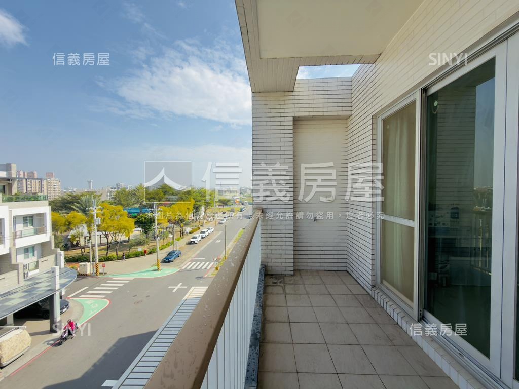 出門公園。十二米路採光墅房屋室內格局與周邊環境