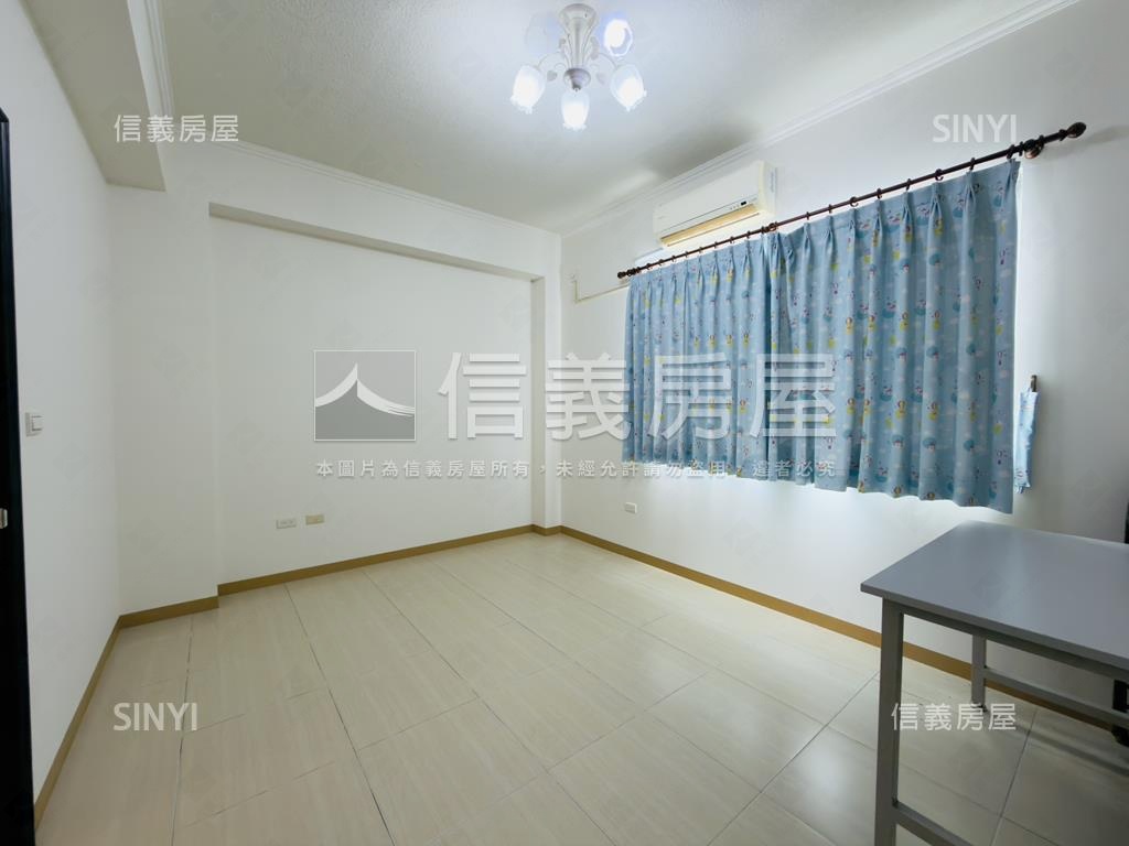 出門公園。十二米路採光墅房屋室內格局與周邊環境