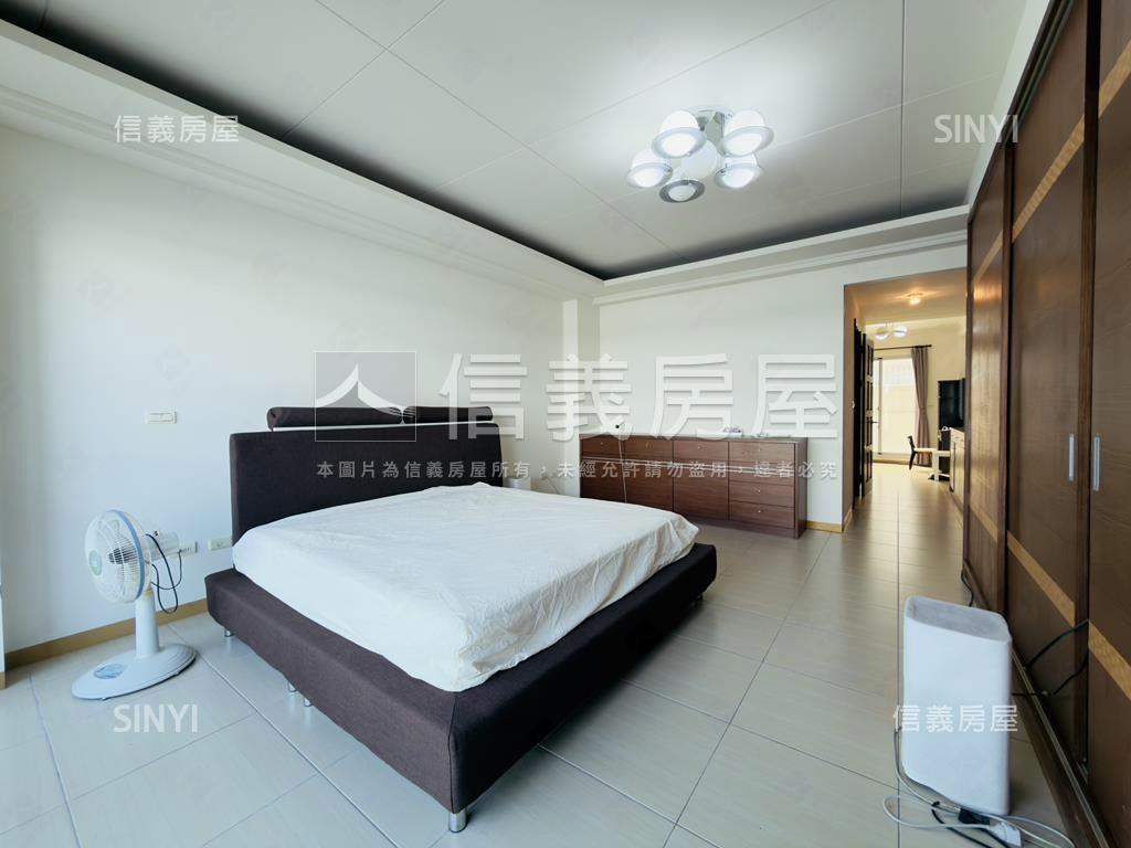 出門公園。十二米路採光墅房屋室內格局與周邊環境