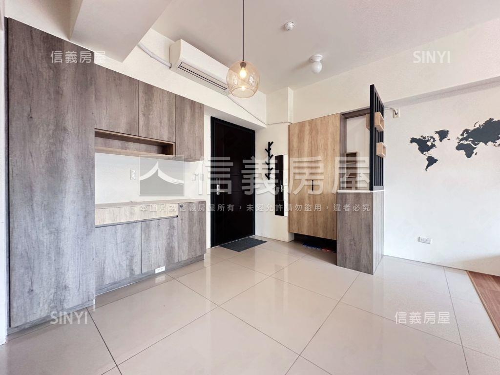 富宇君天下高樓２房房屋室內格局與周邊環境