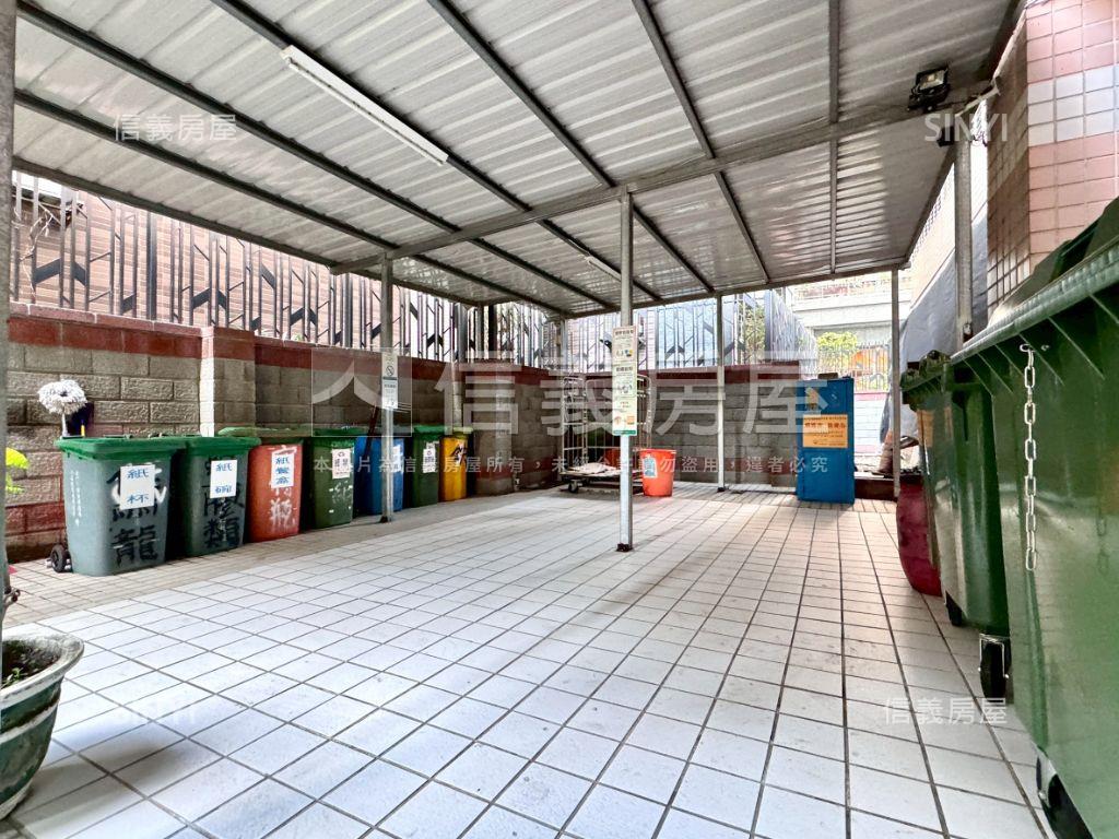 北屯收租嘉年華套房房屋室內格局與周邊環境