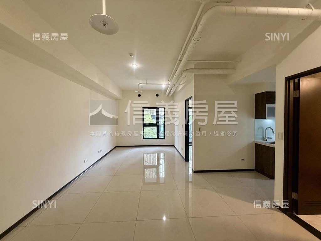 安家藏玉低總稀有綠蔭房屋室內格局與周邊環境