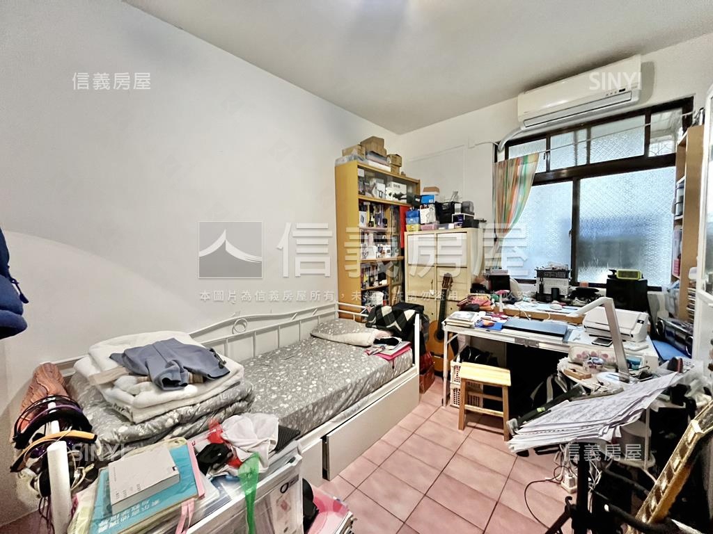 專任約台北小鎮屋況佳３房房屋室內格局與周邊環境