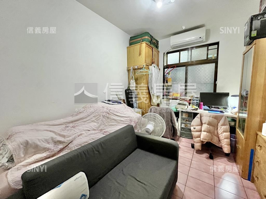 專任約台北小鎮屋況佳３房房屋室內格局與周邊環境