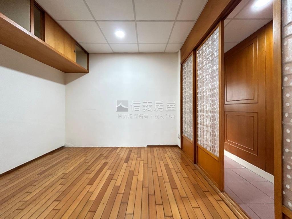 榮星花園新婚家庭大空間房屋室內格局與周邊環境