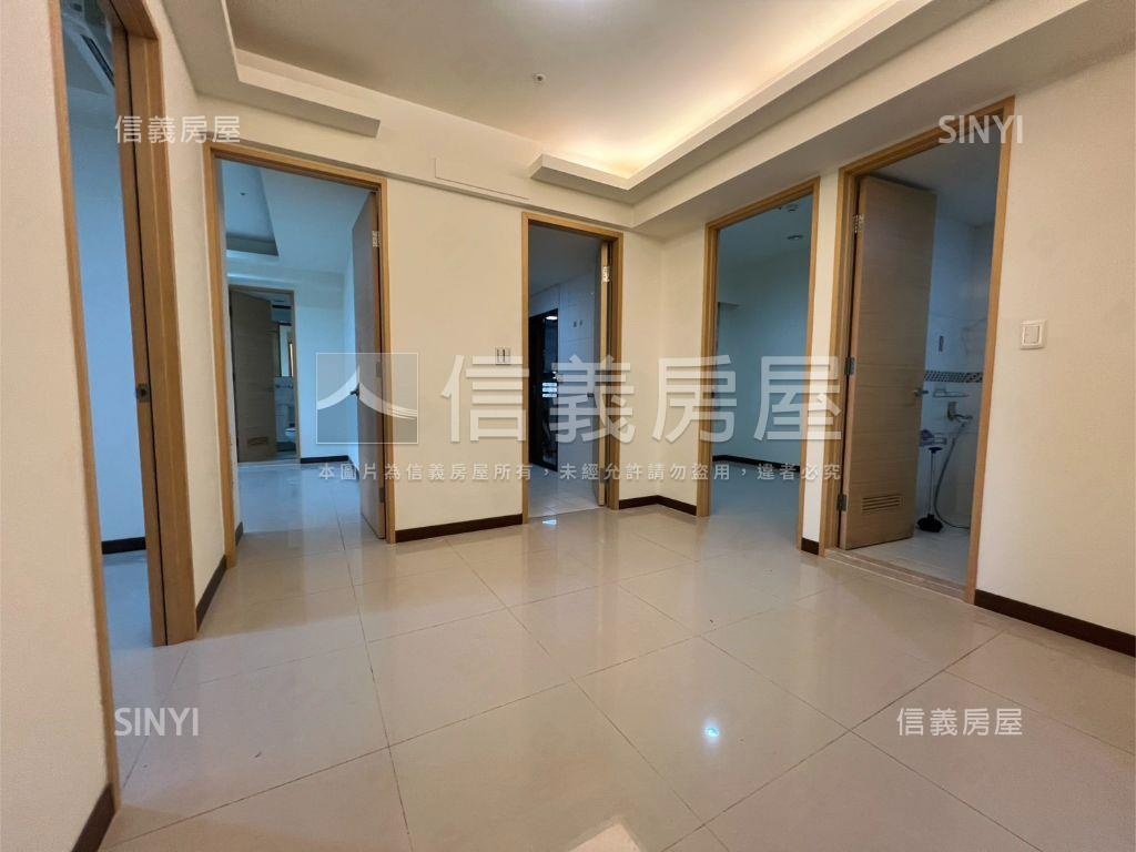 公園首席景觀四房車房屋室內格局與周邊環境