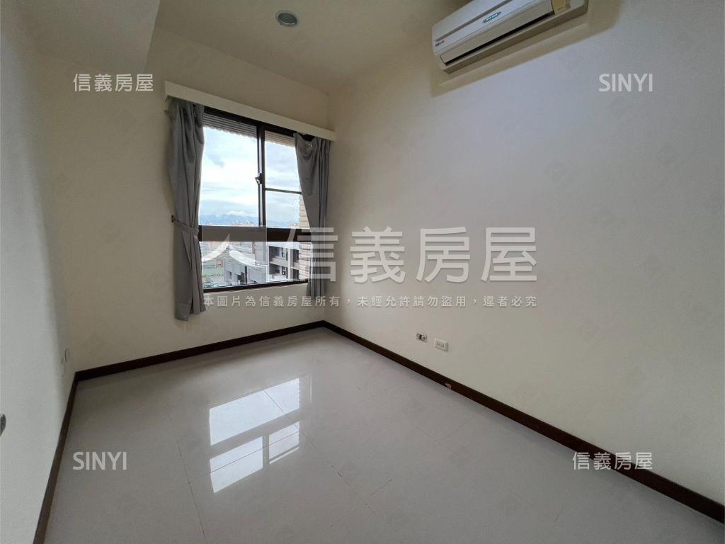 公園首席景觀四房車房屋室內格局與周邊環境