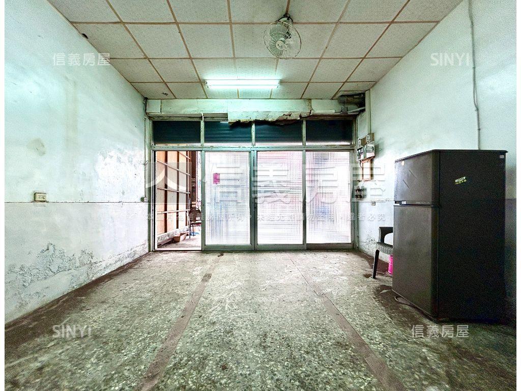 小港二苓商圈黃金店面房屋室內格局與周邊環境