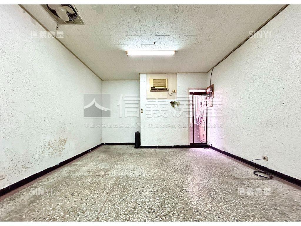 小港二苓商圈黃金店面房屋室內格局與周邊環境