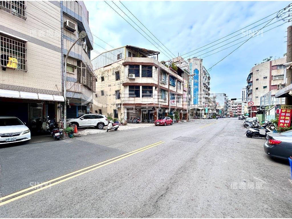 小港二苓商圈黃金店面房屋室內格局與周邊環境