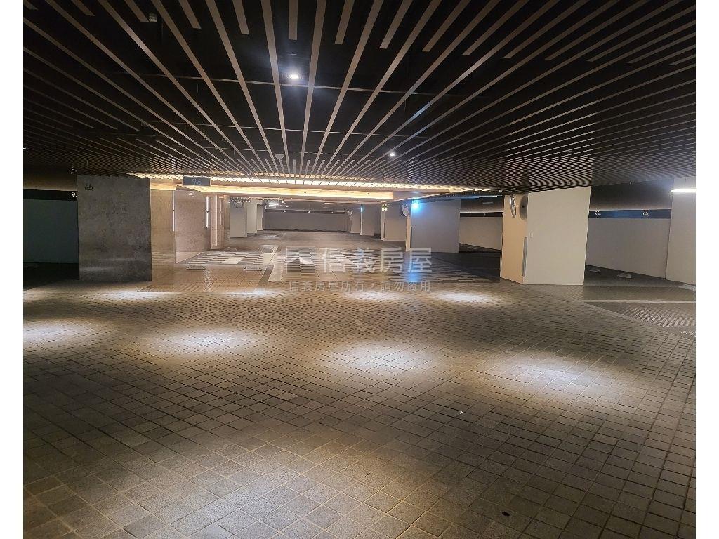精銳Ｓｋｙ－面公園高樓層房屋室內格局與周邊環境