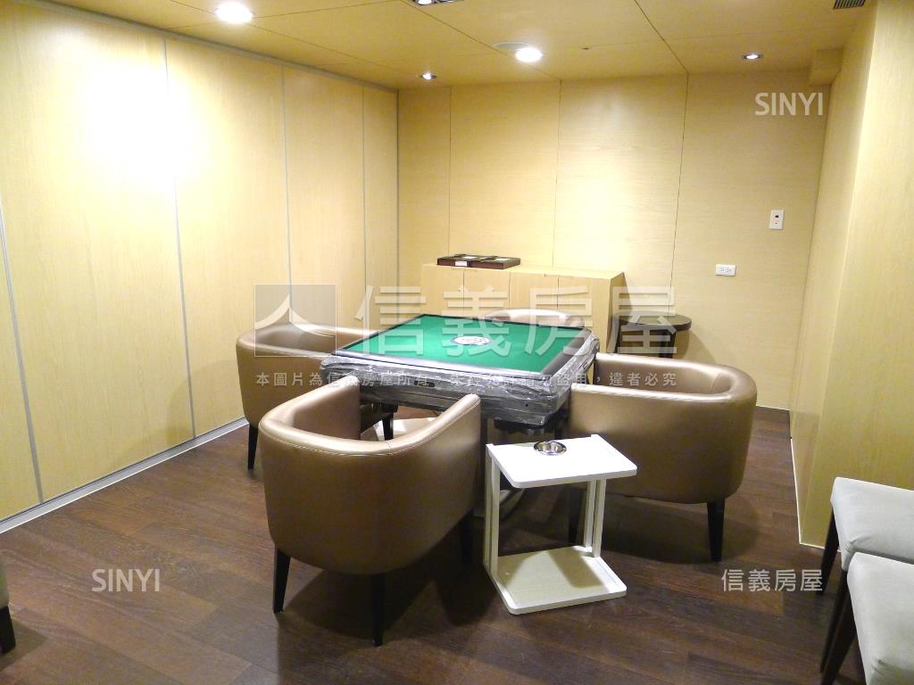 專任台大緣景觀附車位房屋室內格局與周邊環境