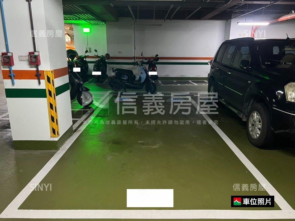 明志路挑高醒目金店面房屋室內格局與周邊環境